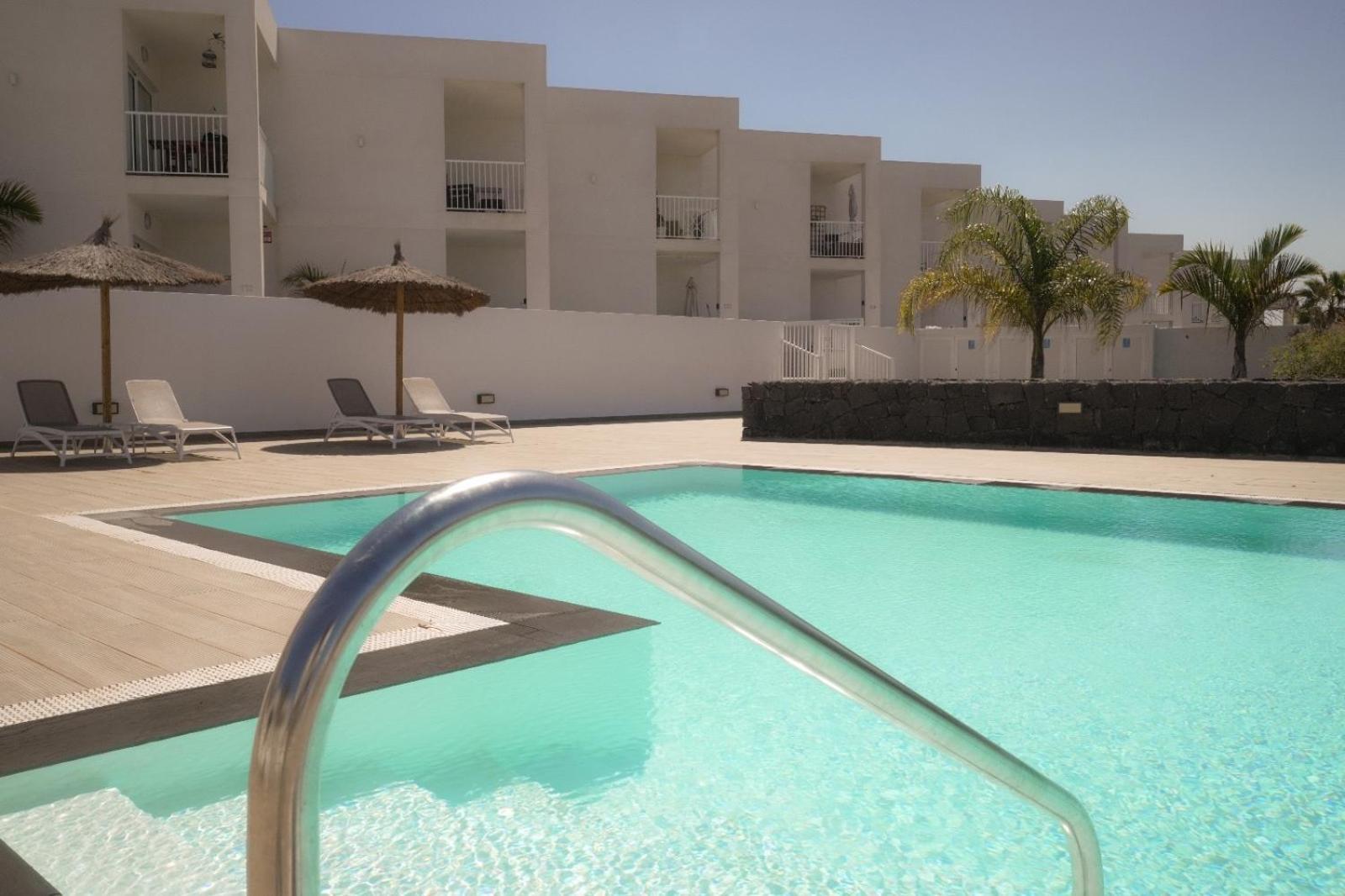 Precioso Apartamento En Complejo Con Piscina Costa Teguise Exteriör bild