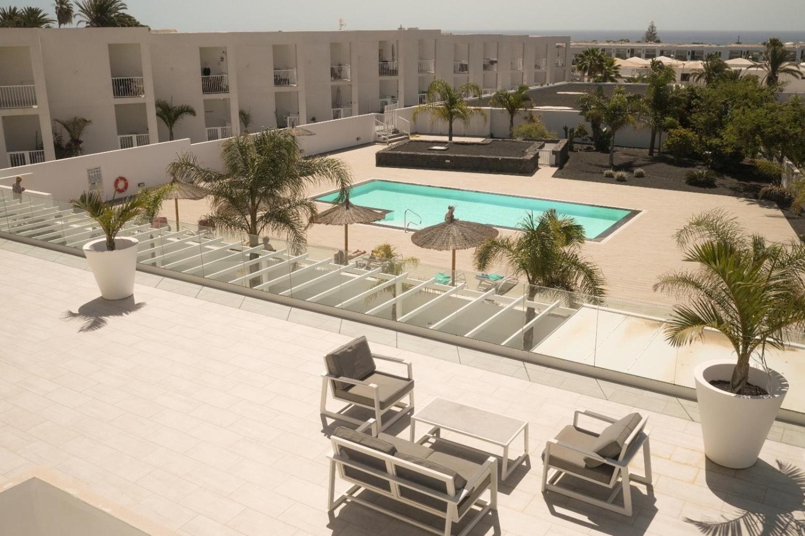 Precioso Apartamento En Complejo Con Piscina Costa Teguise Exteriör bild